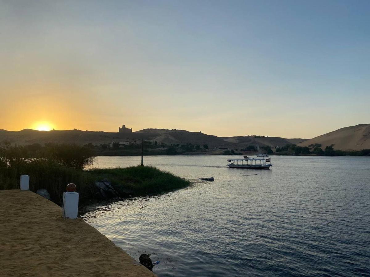 Nile View Guest House Aswan Exteriör bild