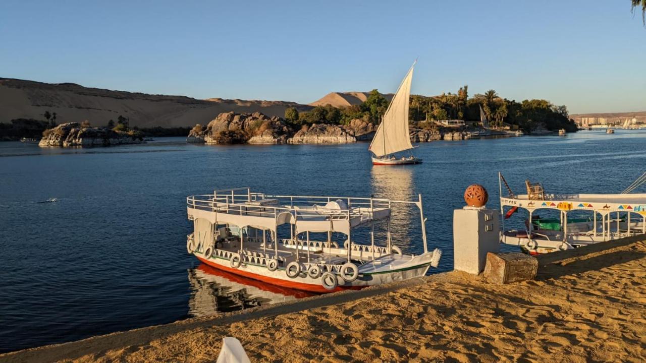 Nile View Guest House Aswan Exteriör bild