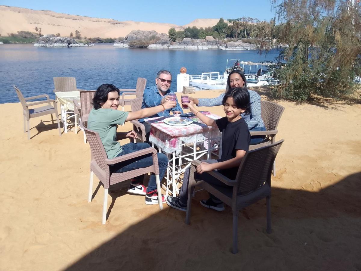 Nile View Guest House Aswan Exteriör bild