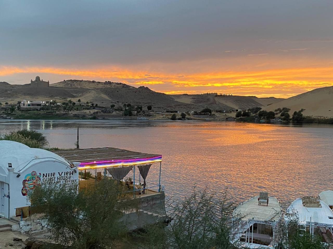 Nile View Guest House Aswan Exteriör bild
